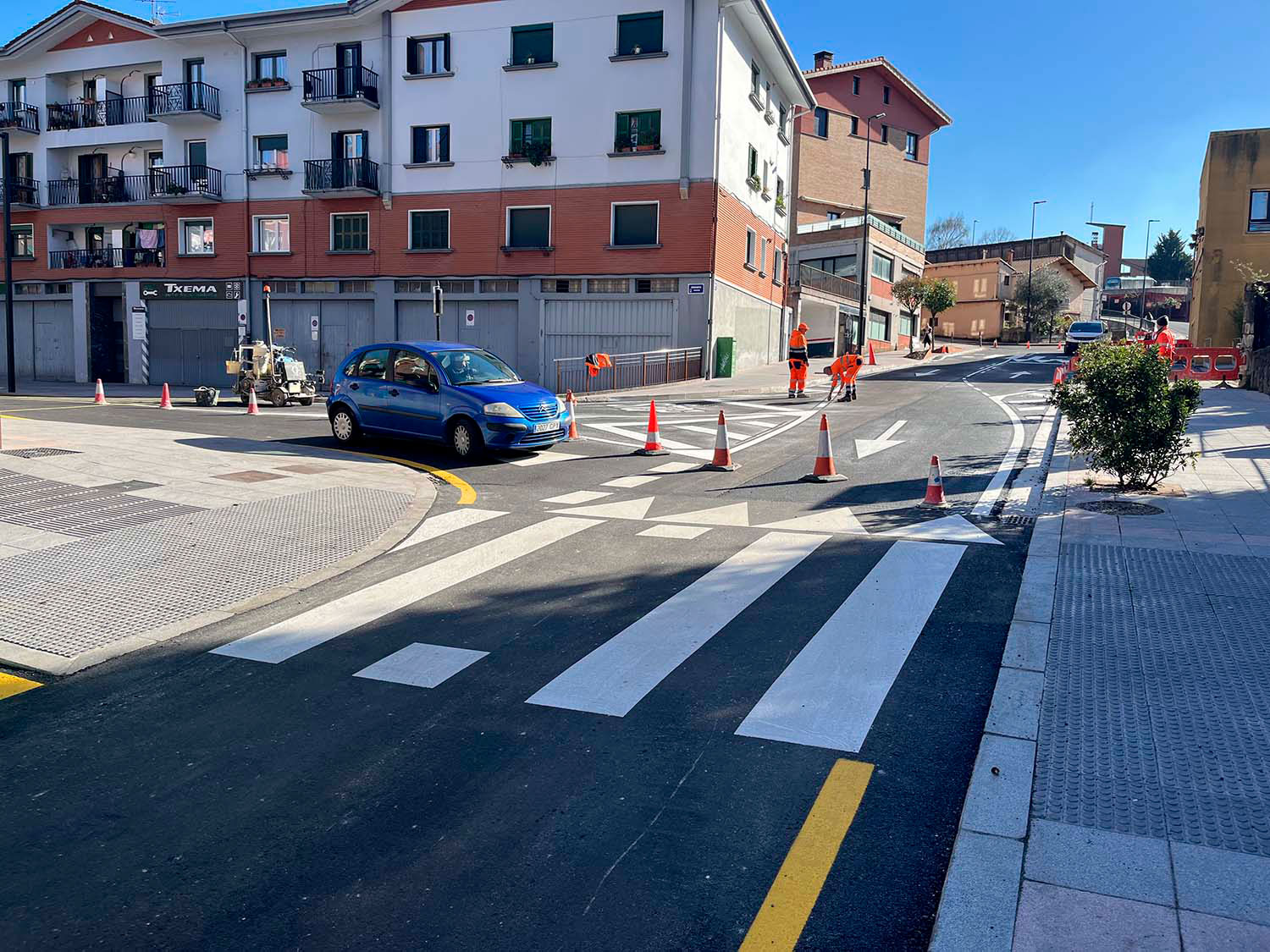 Reurbanización barrio Artiz, 24 - 32 mejora de accesibilidad